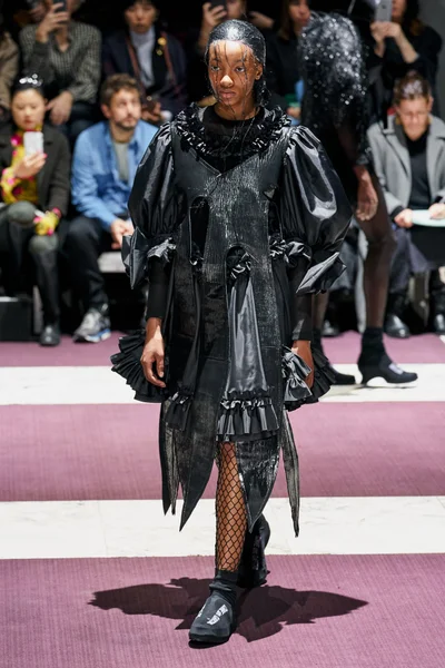 Look 11
